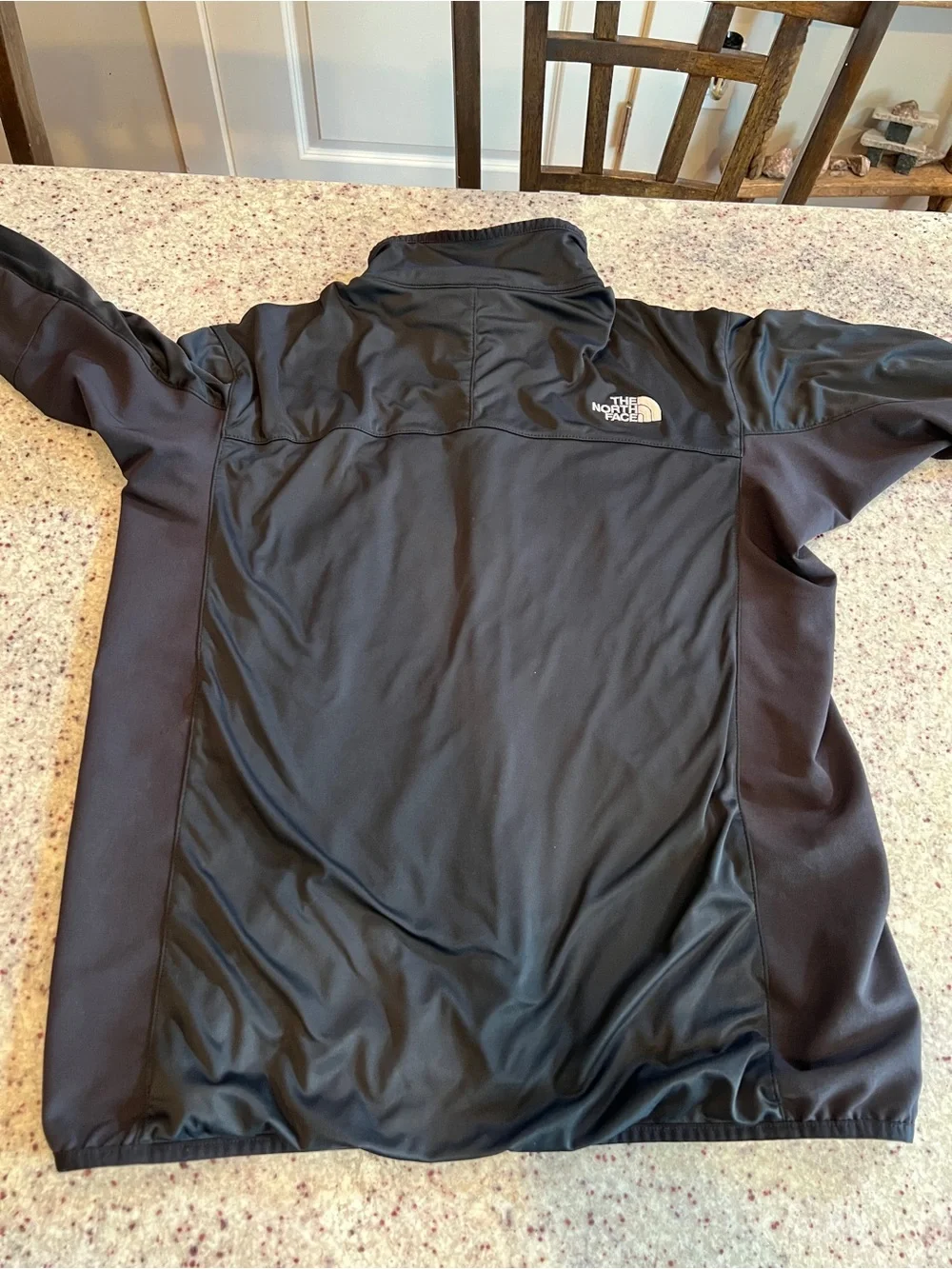 The North Face Softshell Men’s Medium Black Summit Series Windstopper Jacket